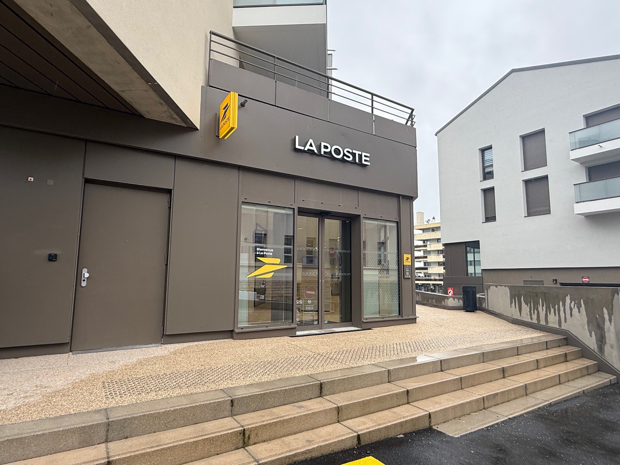 Nouveaux locaux bureau de poste (3)